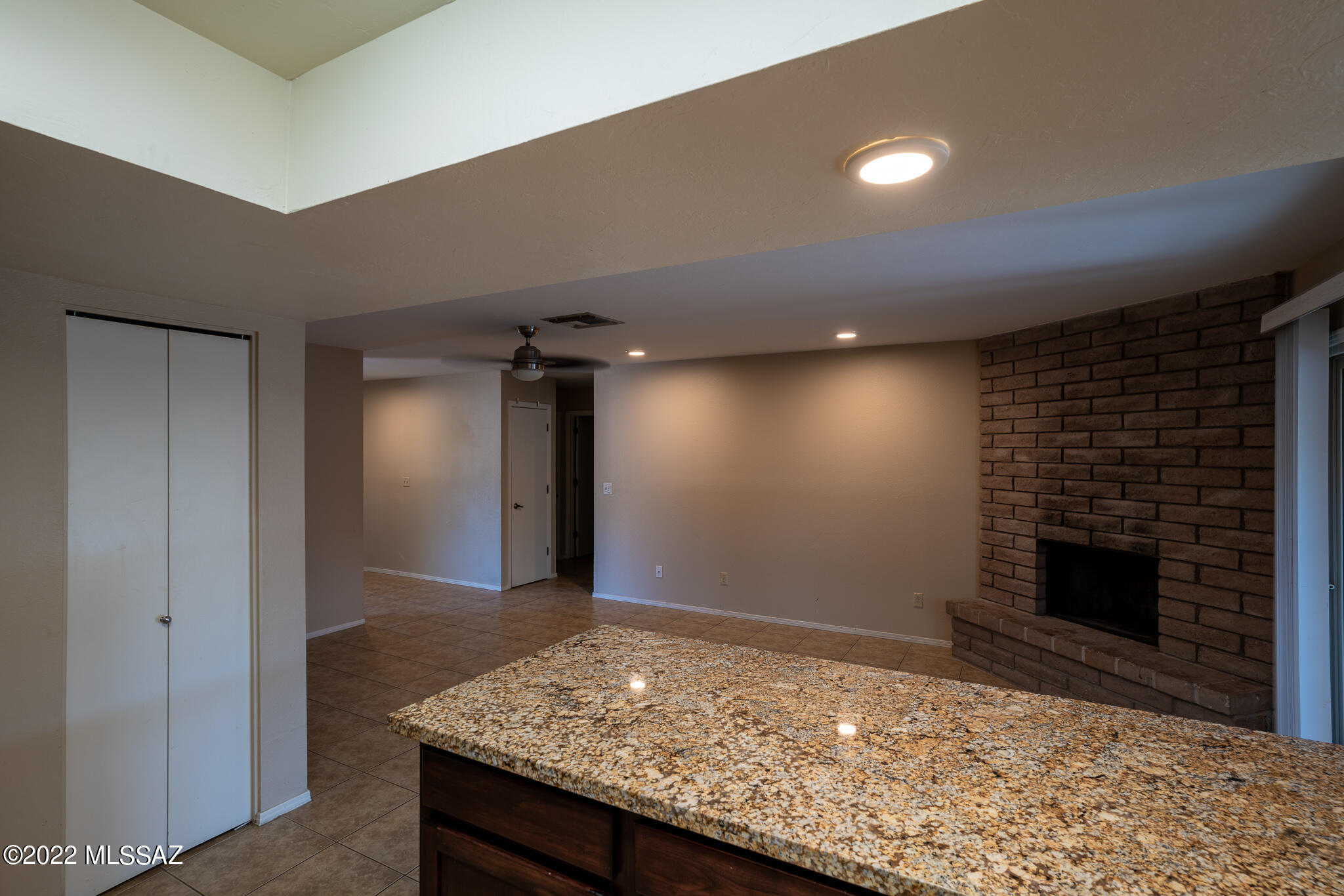 1378 South Gecko Road Tucson, AZ 85713 - Photo 14 of 42