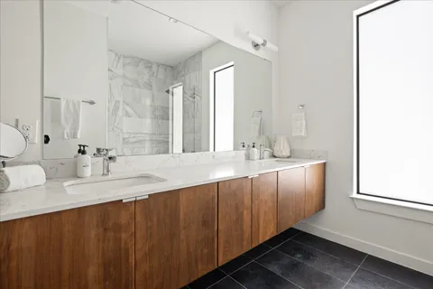 $999,000 | 2214 South 3rd Street, Unit B, Austin, TX 78704