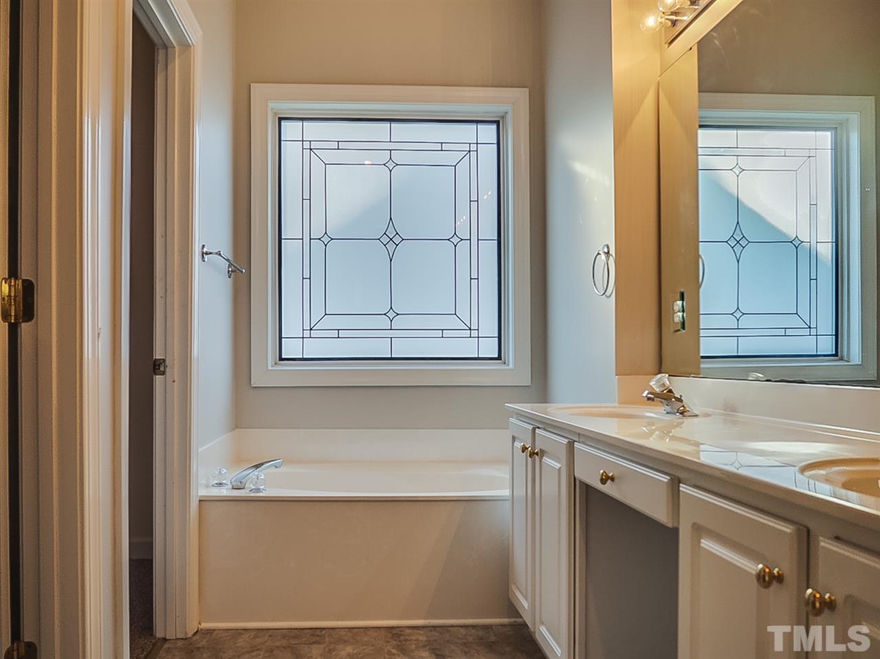 431 Seastone Street Raleigh, NC 27603 - Photo 10 of 23