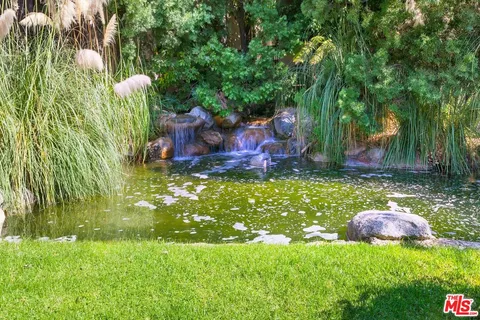 $599,000 | 950 North Kings Road, Unit 204, West Hollywood, CA 90069