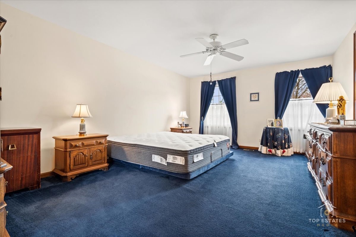 1541 Coventry Road Schaumburg, IL 60169 - Photo 15 of 30