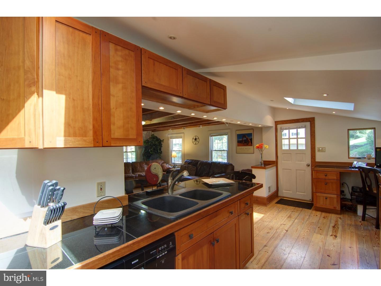 4830 River Road New Hope, PA 18938 - Photo 10 of 18