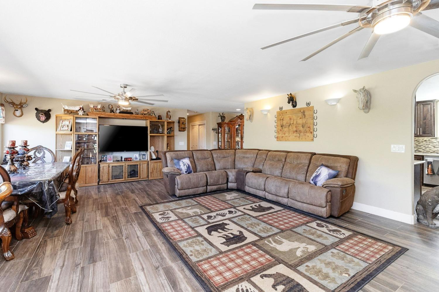 39453 Pepperweed Road Squaw Valley, CA 93675 - Photo 7 of 27 Gallery Image 7