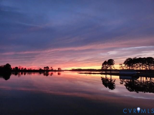 2082 Fleeton Road Reedville, VA 22539 - Photo 2 of 34 a view of ocean with city