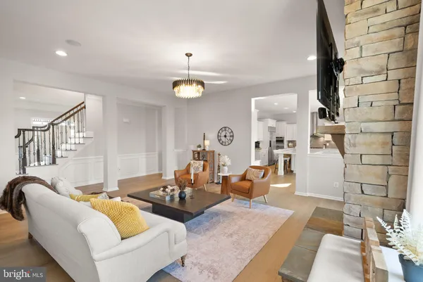 $2,149,000 | 41960 Barnsdale View Court, Ashburn, VA 20148