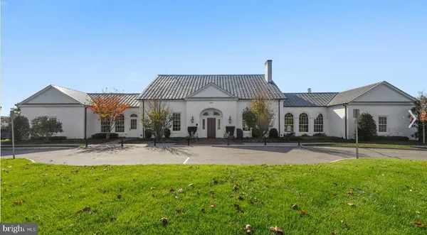 $2,149,000 | 41960 Barnsdale View Court, Ashburn, VA 20148