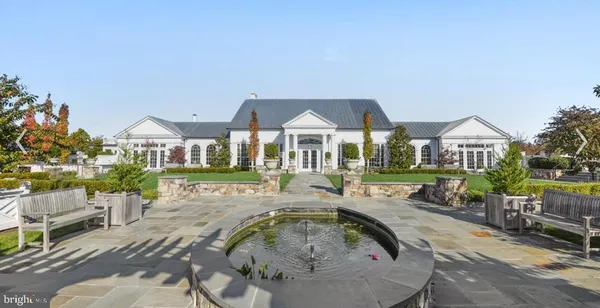 $2,149,000 | 41960 Barnsdale View Court, Ashburn, VA 20148