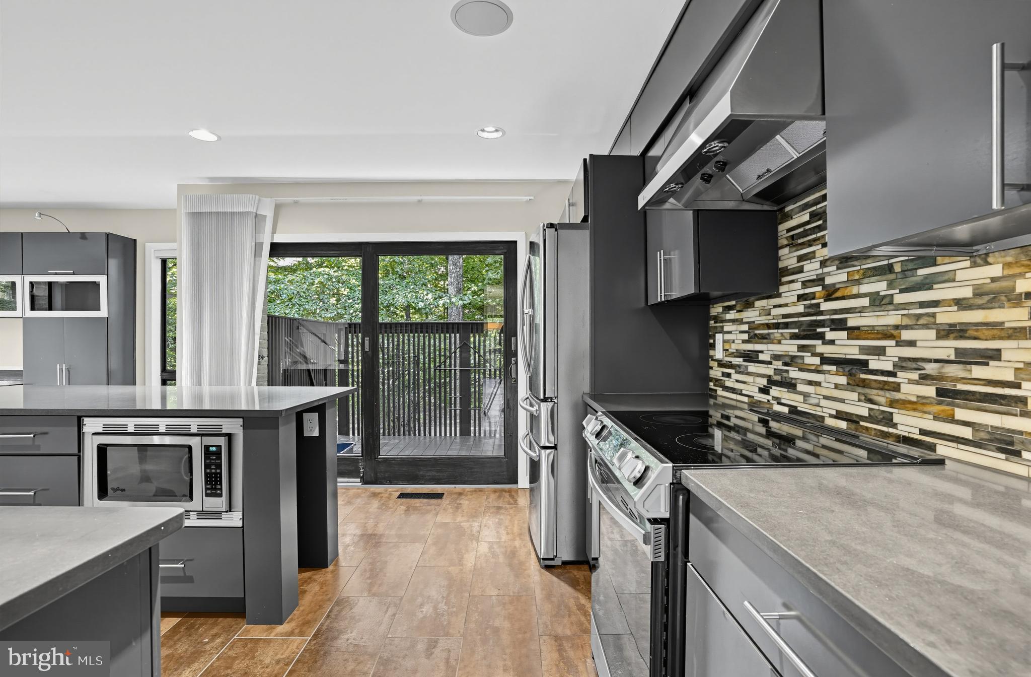 11322 Dockside Circle Reston, VA 20191 - Photo 12 of 55 Gallery Image 12