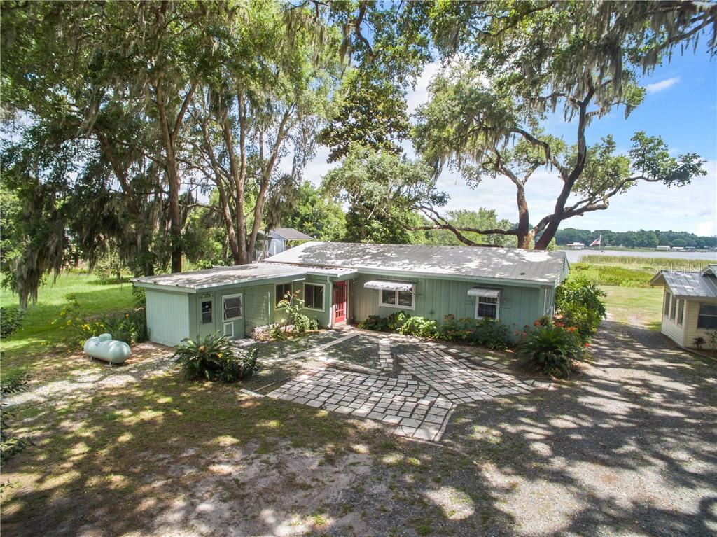 10375 Southeast Sunset Harbor Road Summerfield, FL 34491 - Photo 1 of 1 Gallery Image 1