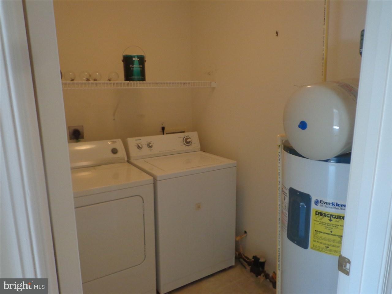 7078 Seneca Ridge Drive York, PA 17403 - Photo 11 of 24 Gallery Image 11