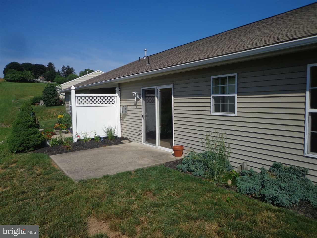 7078 Seneca Ridge Drive York, PA 17403 - Photo 5 of 24 Gallery Image 5