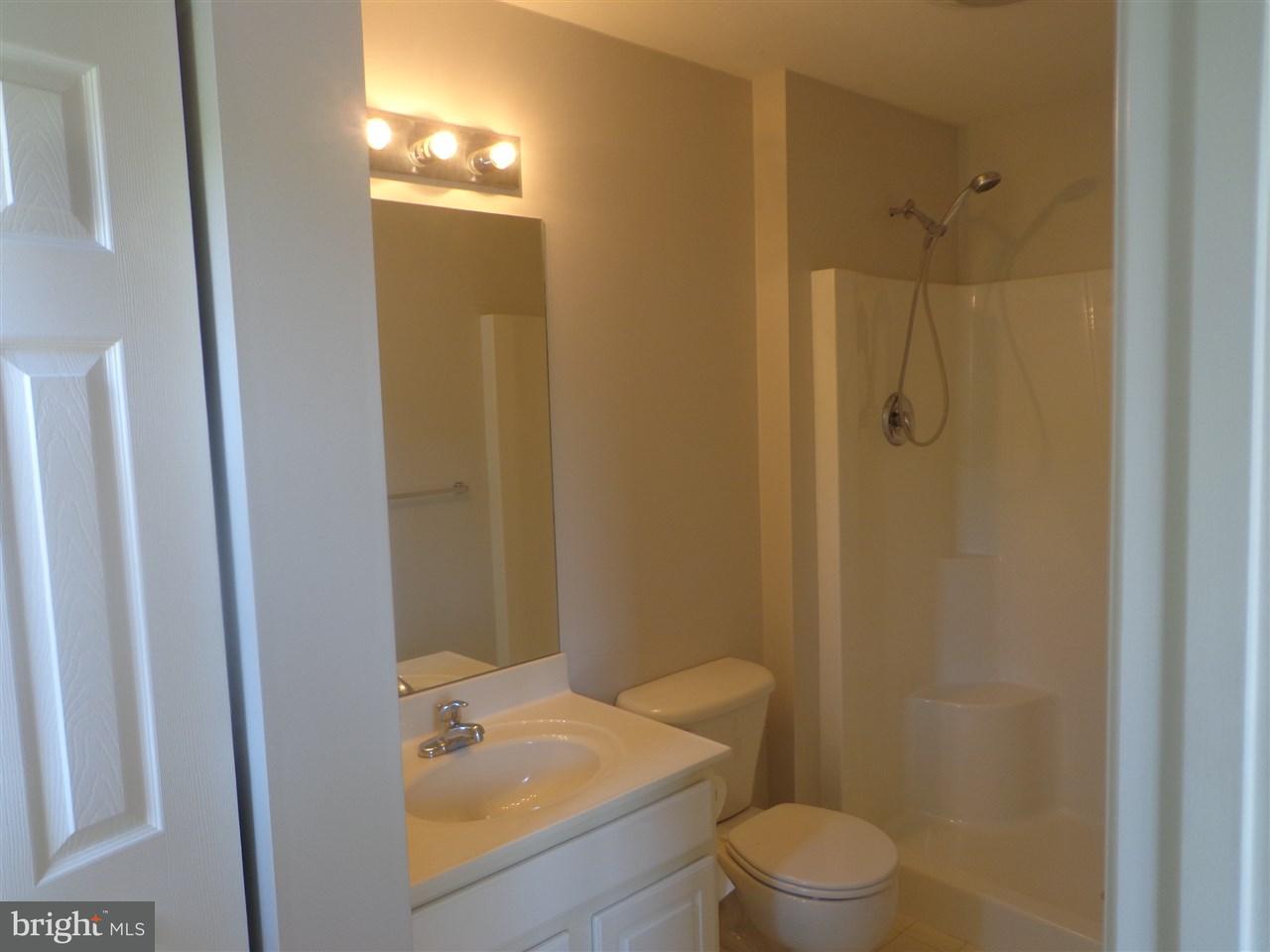 7078 Seneca Ridge Drive York, PA 17403 - Photo 7 of 24 Gallery Image 7