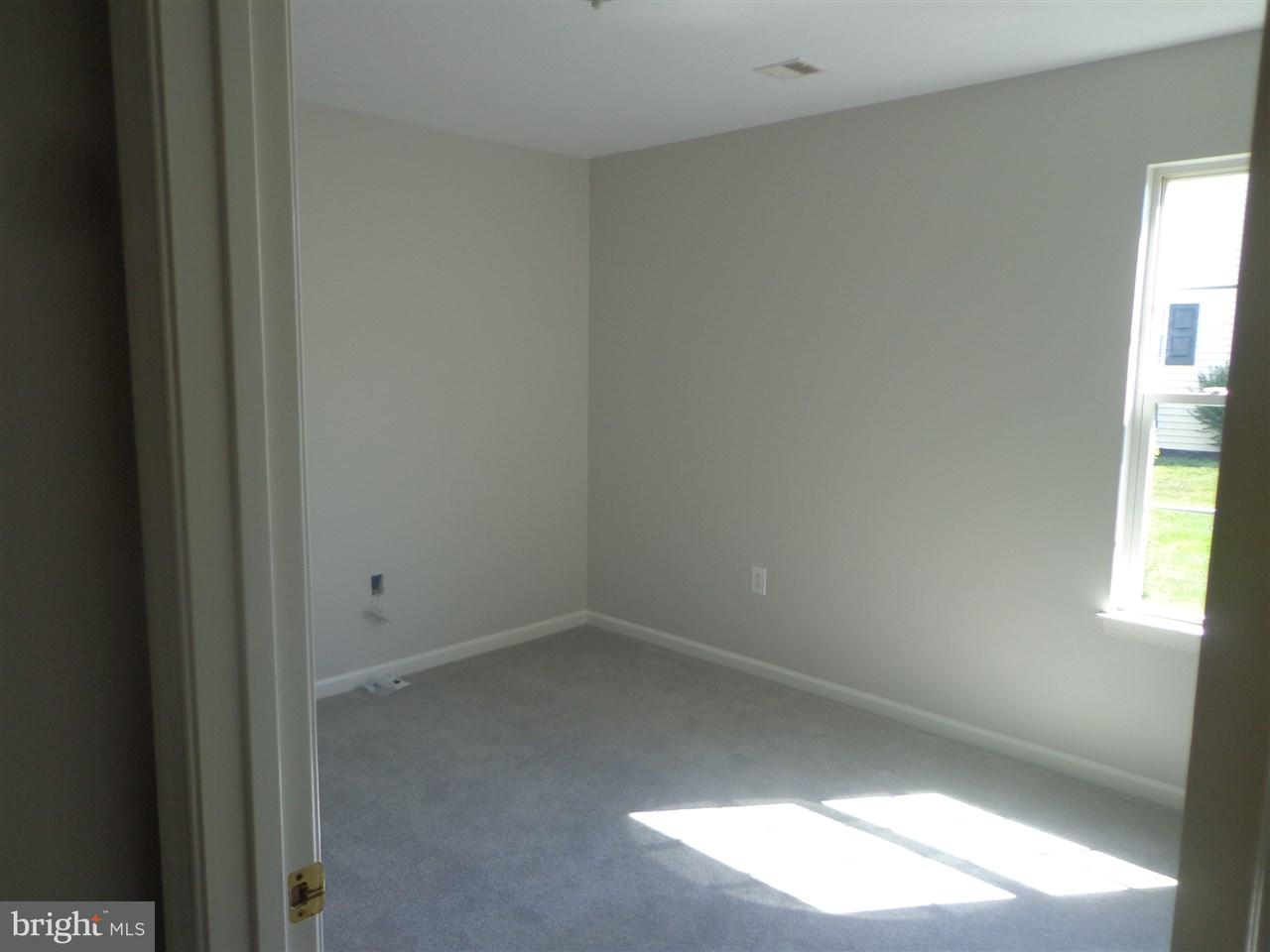 7078 Seneca Ridge Drive York, PA 17403 - Photo 9 of 24 Gallery Image 9