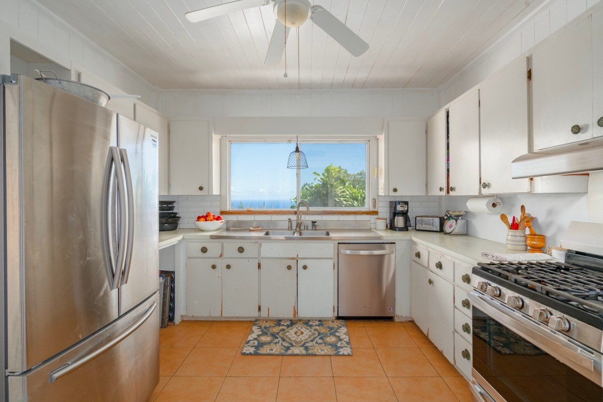 44-2348 Middle Road Honokaa, HI 96727 - Photo 3 of 28 Gallery Image 3