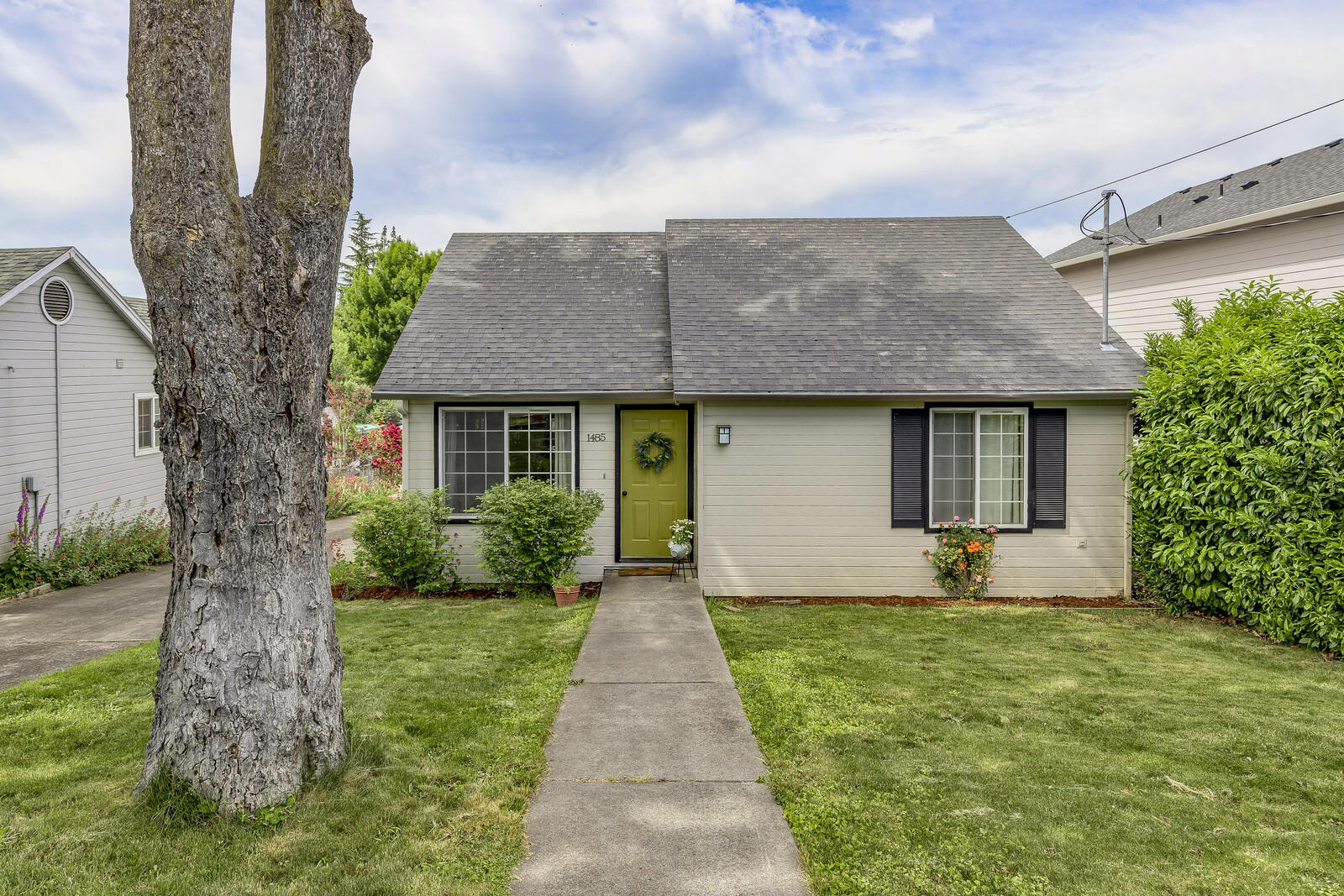 1485 Ridge Way Medford, OR 97504 - Photo 1 of 34 06_RW_6_mls