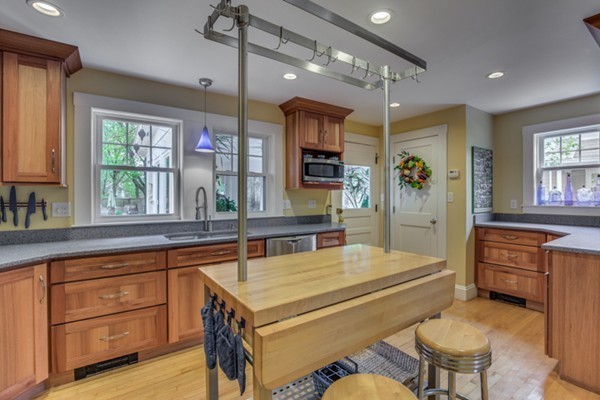 14 Berkeley Street Reading, MA 01867 - Photo 14 of 30 Gallery Image 14