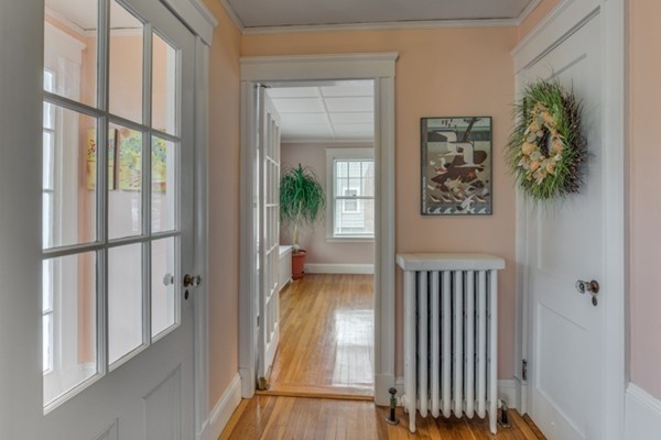 14 Berkeley Street Reading, MA 01867 - Photo 4 of 30 Gallery Image 4