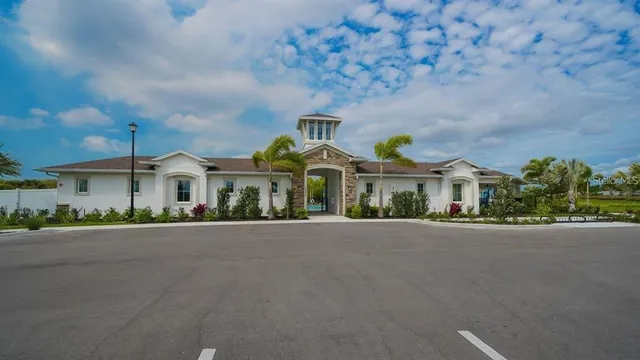 $6,500 | 5620 Soft Skies Drive, Sarasota, FL 34238