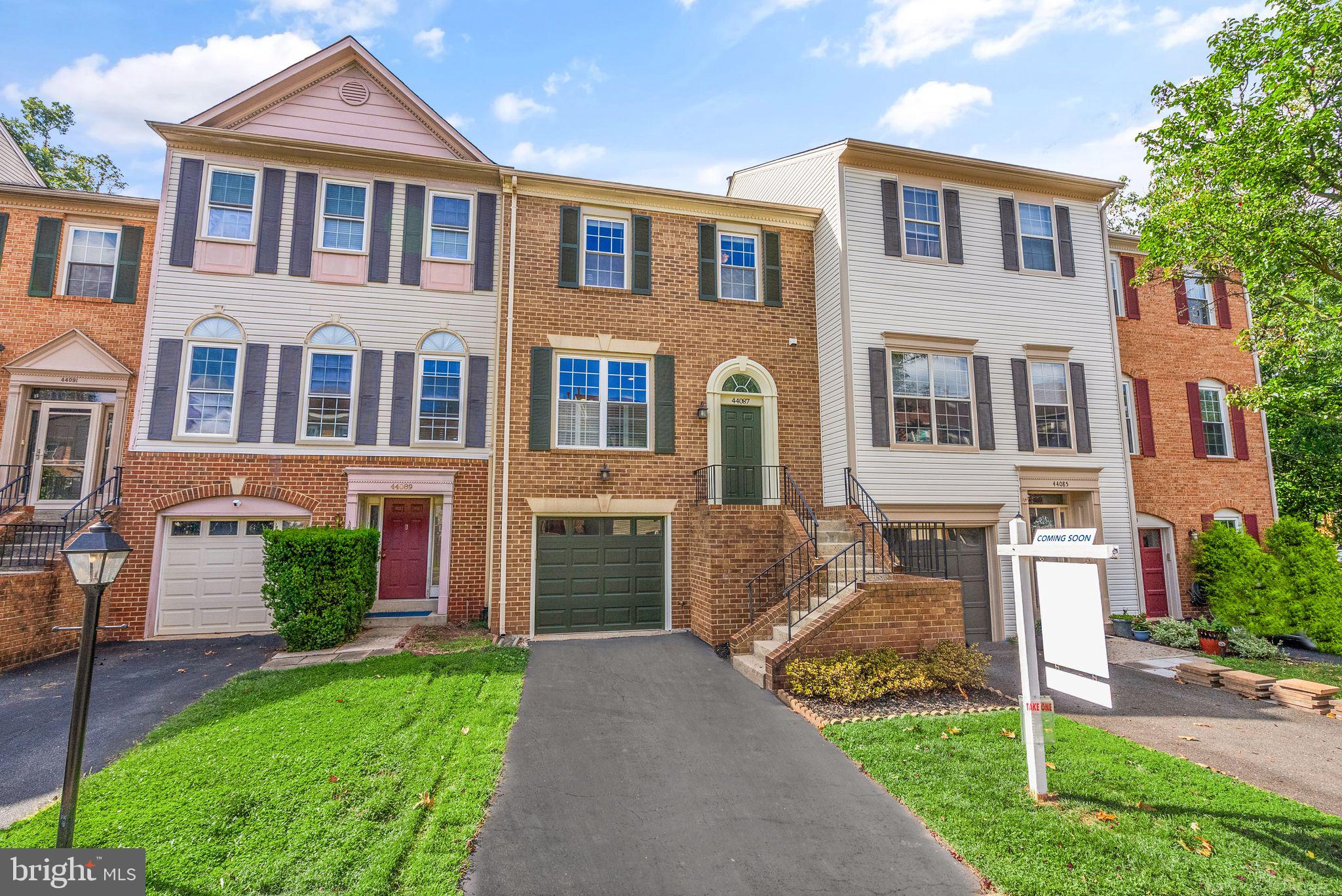 44087 Gala Circle Ashburn, VA 20147 - Photo 2 of 58