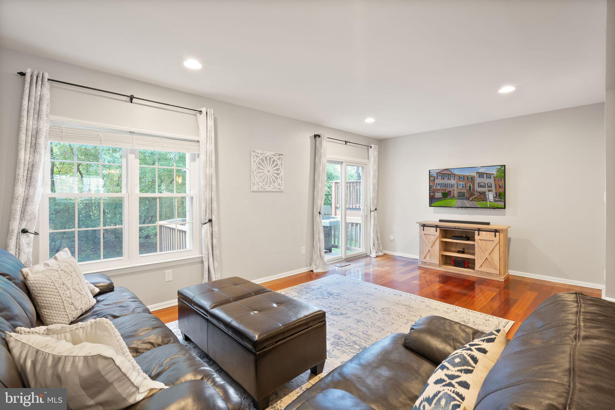 44087 Gala Circle Ashburn, VA 20147 - Photo 24 of 58