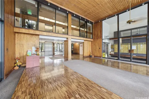 $499,000 | 2724 Kahoaloha Lane, Unit 803, Honolulu, HI 96826