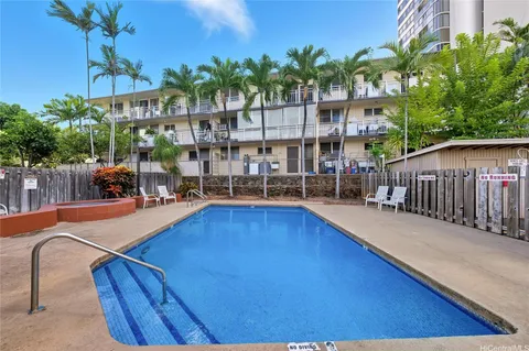 $499,000 | 2724 Kahoaloha Lane, Unit 803, Honolulu, HI 96826