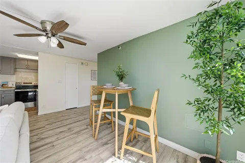 $499,000 | 2724 Kahoaloha Lane, Unit 803, Honolulu, HI 96826