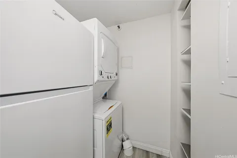 $499,000 | 2724 Kahoaloha Lane, Unit 803, Honolulu, HI 96826