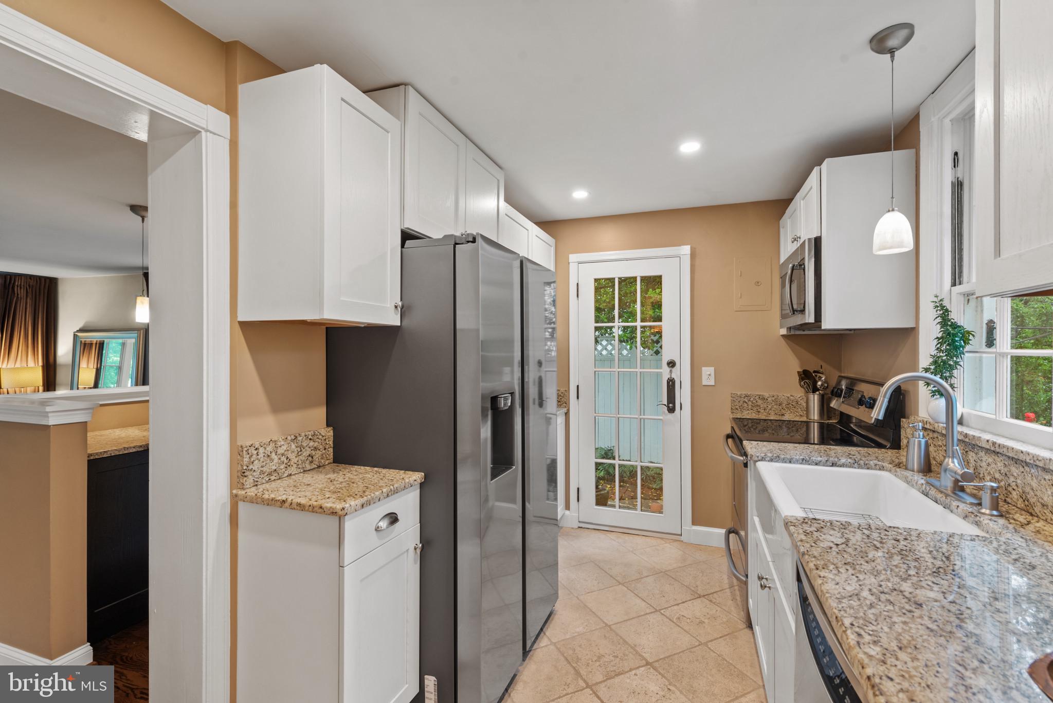 2443 Pickwick Road Baltimore, MD 21207 - Photo 21 of 108 Kitchen