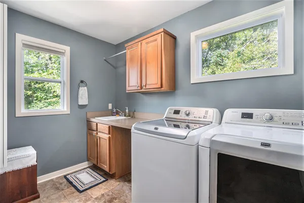 $445,000 | 3560 Woodfield Court, Hamilton, MI 49419