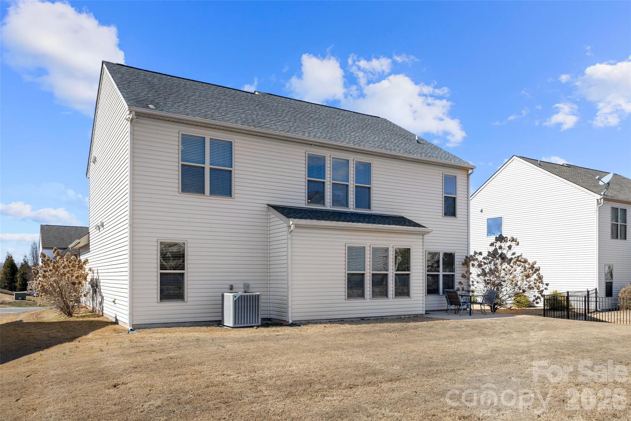 3534 Jumprock Road Fort Mill, SC 29707 - Photo 33 of 36 a front view of a house with garden