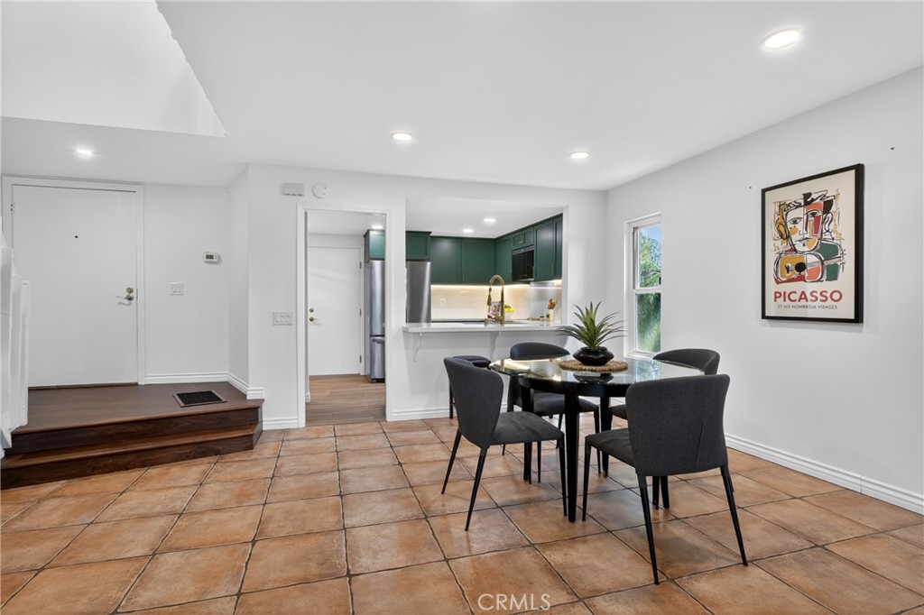 23102 Kimmore Terrace Valencia, CA 91355 - Photo 12 of 45 Dining Room