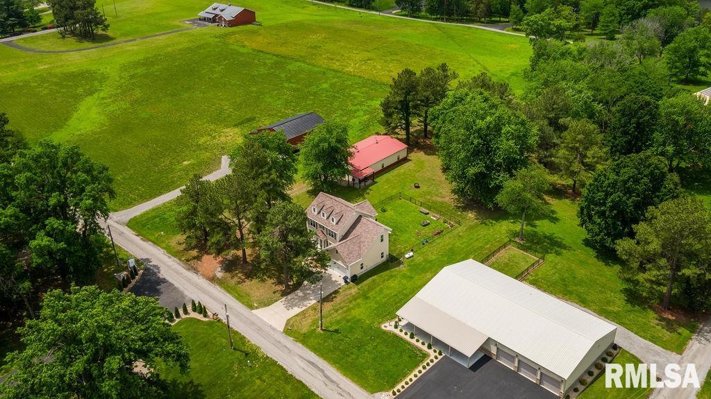 1403 Howard Road Marion, IL 62959 - Photo 37 of 40