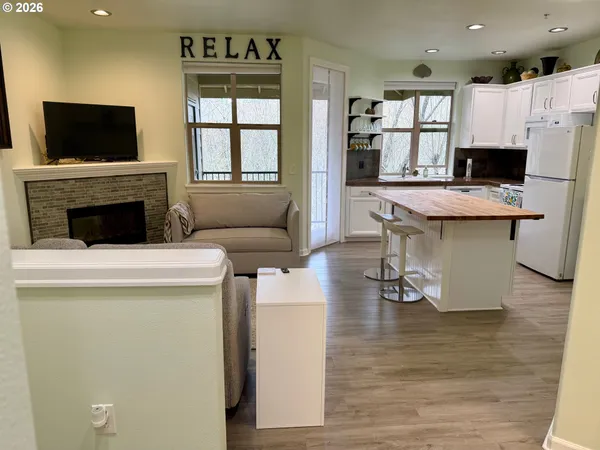 $265,000 | 37071 Dubarko Road, Sandy, OR 97055