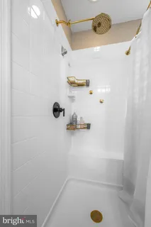 $575,000 | 1909 Alamingo Drive, Quakertown, PA 18951