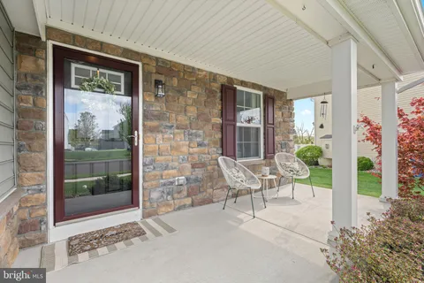 $575,000 | 1909 Alamingo Drive, Quakertown, PA 18951
