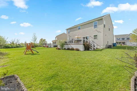 $575,000 | 1909 Alamingo Drive, Quakertown, PA 18951