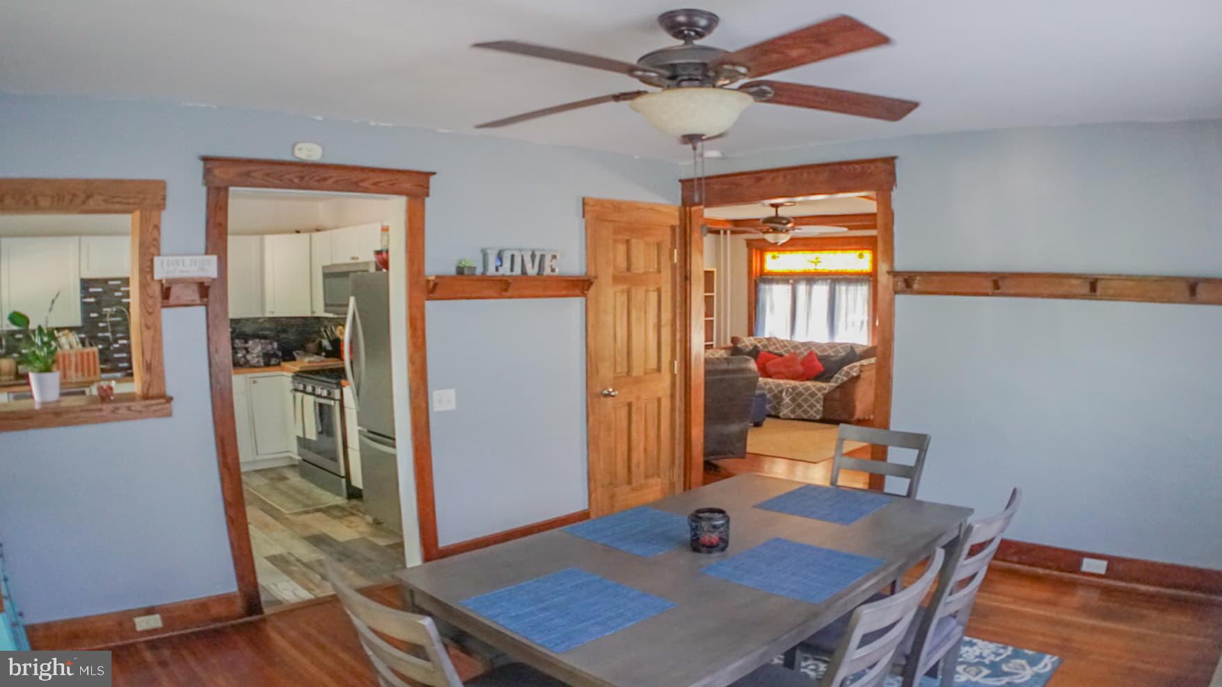 327 Friedensburg Road Reading, PA 19606 - Photo 6 of 20 Dining room