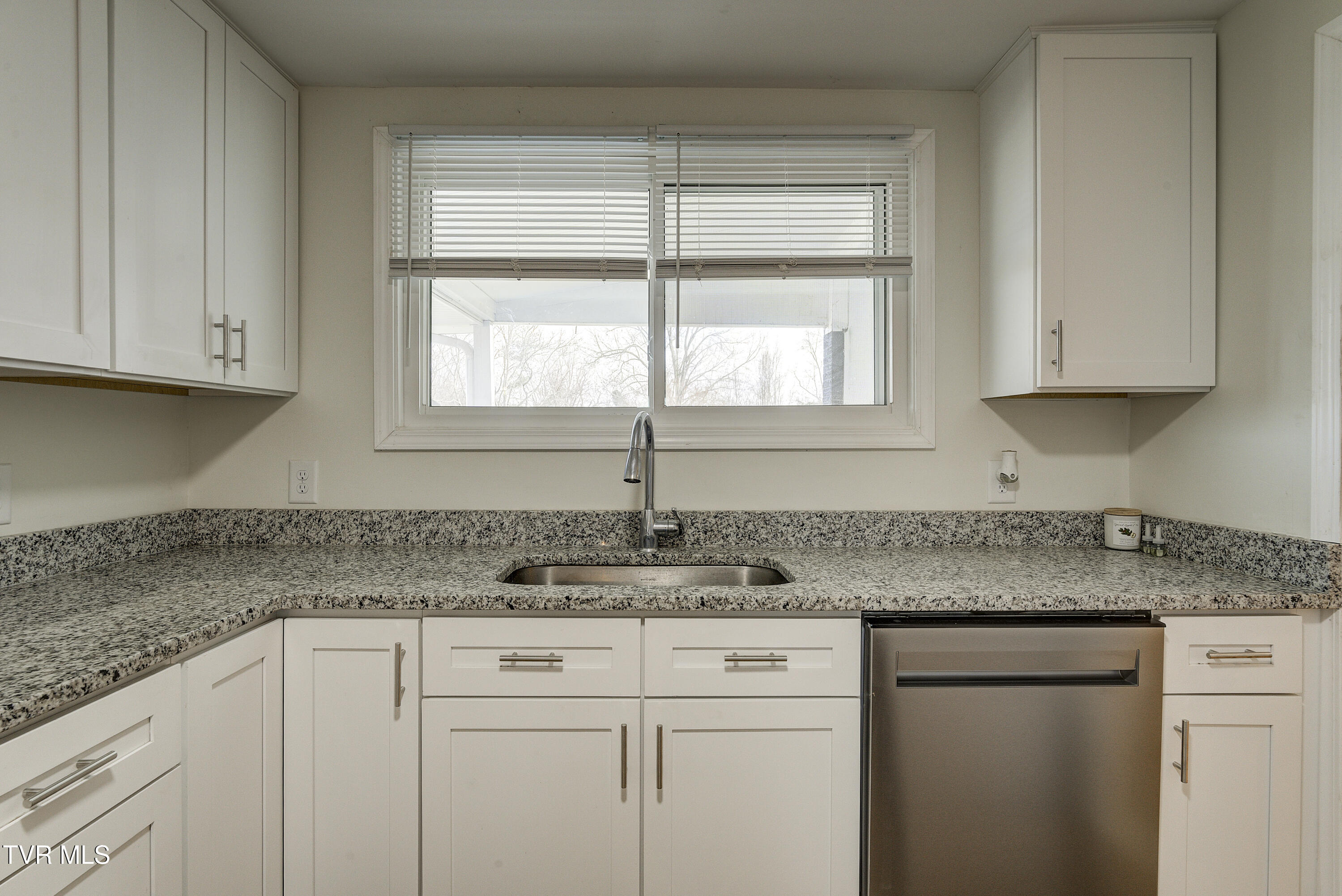 192 Old Embreeville Road Jonesborough, TN 37659 - Photo 26 of 53 OldEmbreeville-19