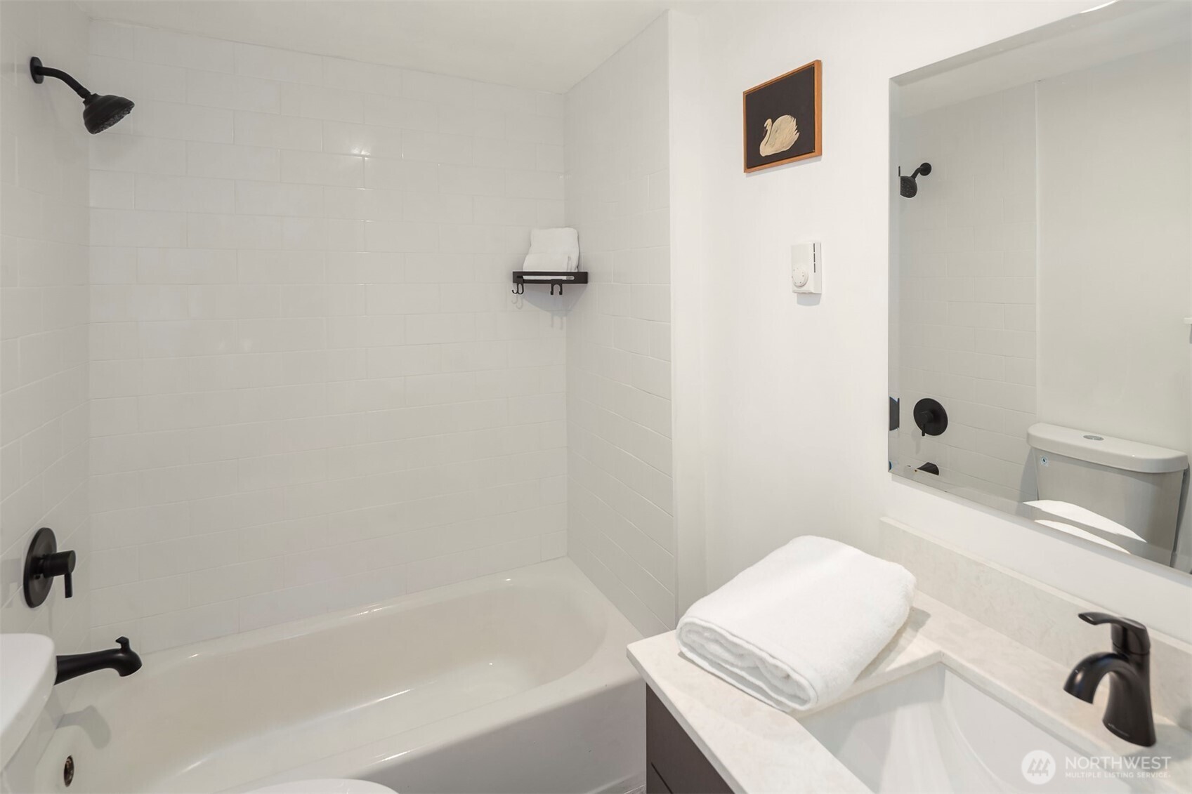 5429 Renton Avenue South Seattle, WA 98118 - Photo 10 of 15 Gallery Image 10