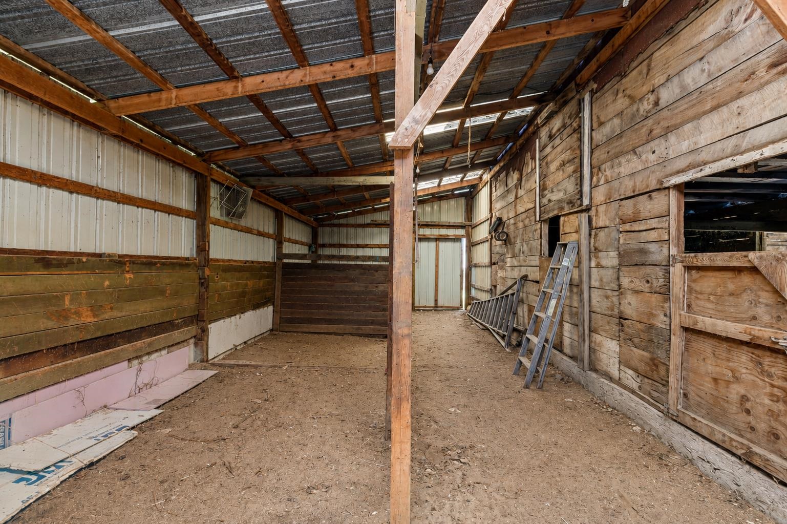 2389 Paul Rose Road Frankfort, MI 49635 - Photo 53 of 57