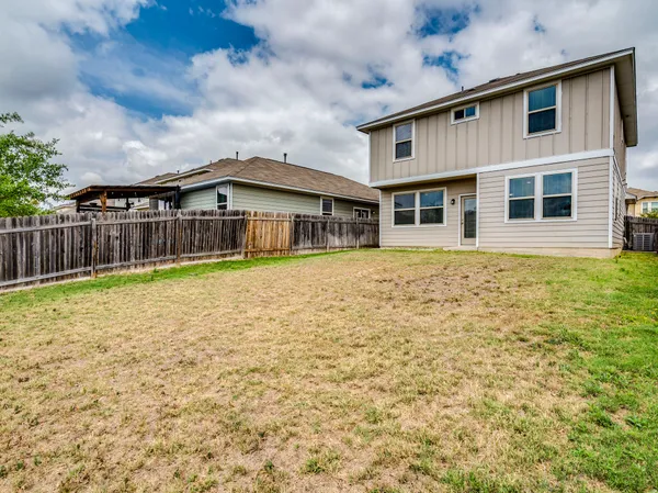 $2,100 | 398 Wapiti Road, Buda, TX 78610