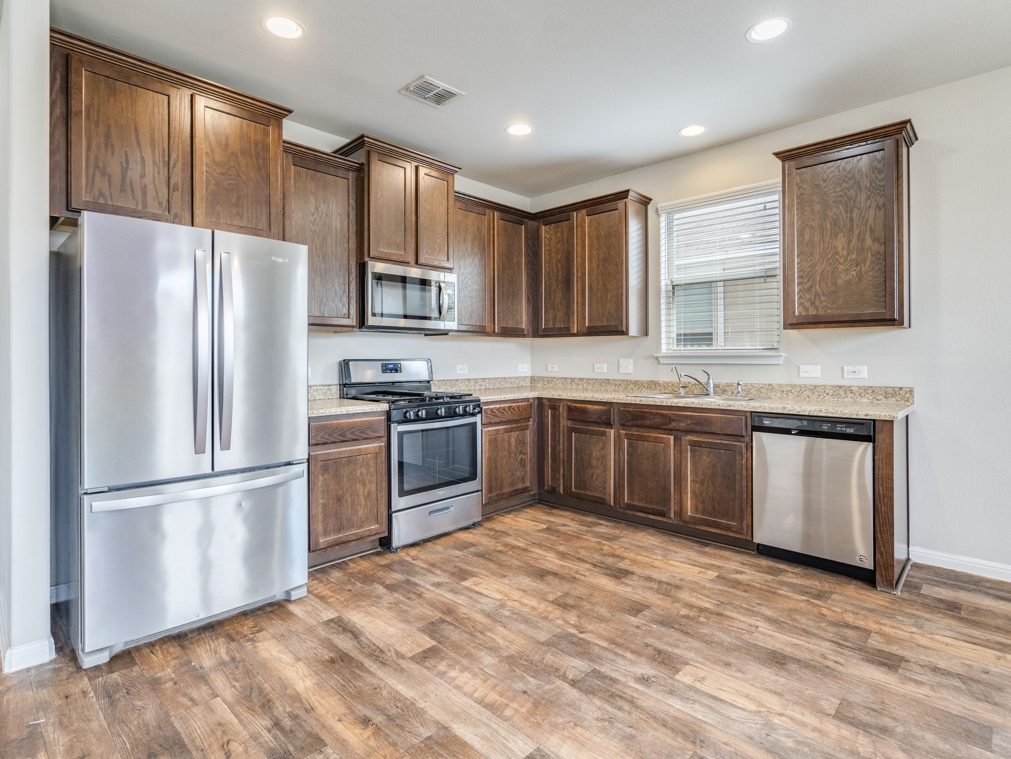 398 Wapiti Road Buda, TX 78610 - Photo 6 of 16