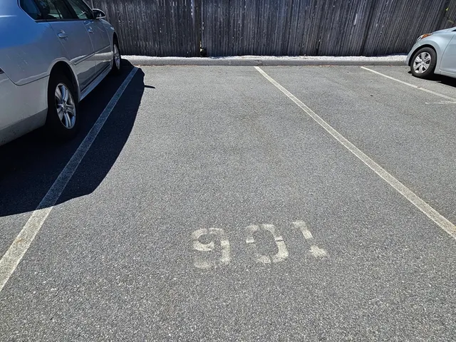 $299,900 | 35 Prospect Street, Unit 215, Woburn, MA 01801