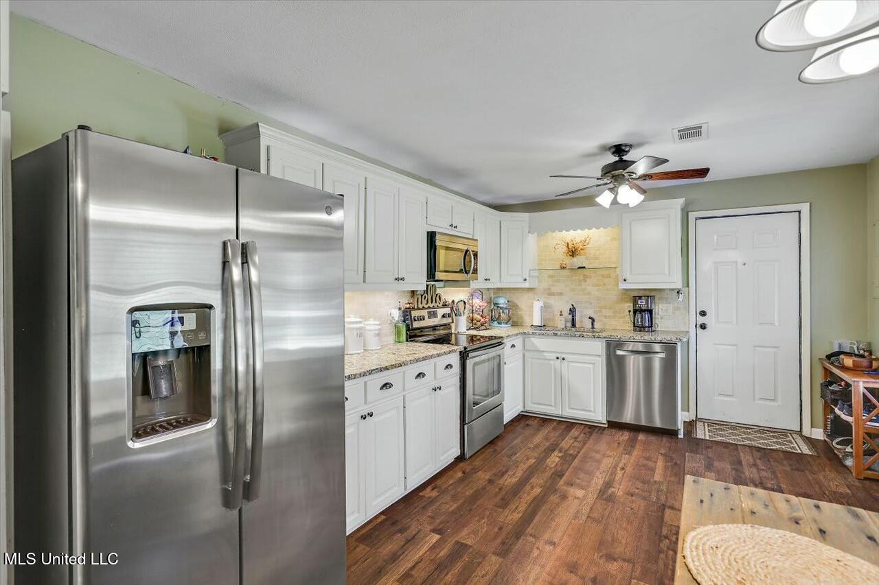 1649 Old Pearl Road Florence, MS 39073 - Photo 13 of 72 tempImage22cdJH