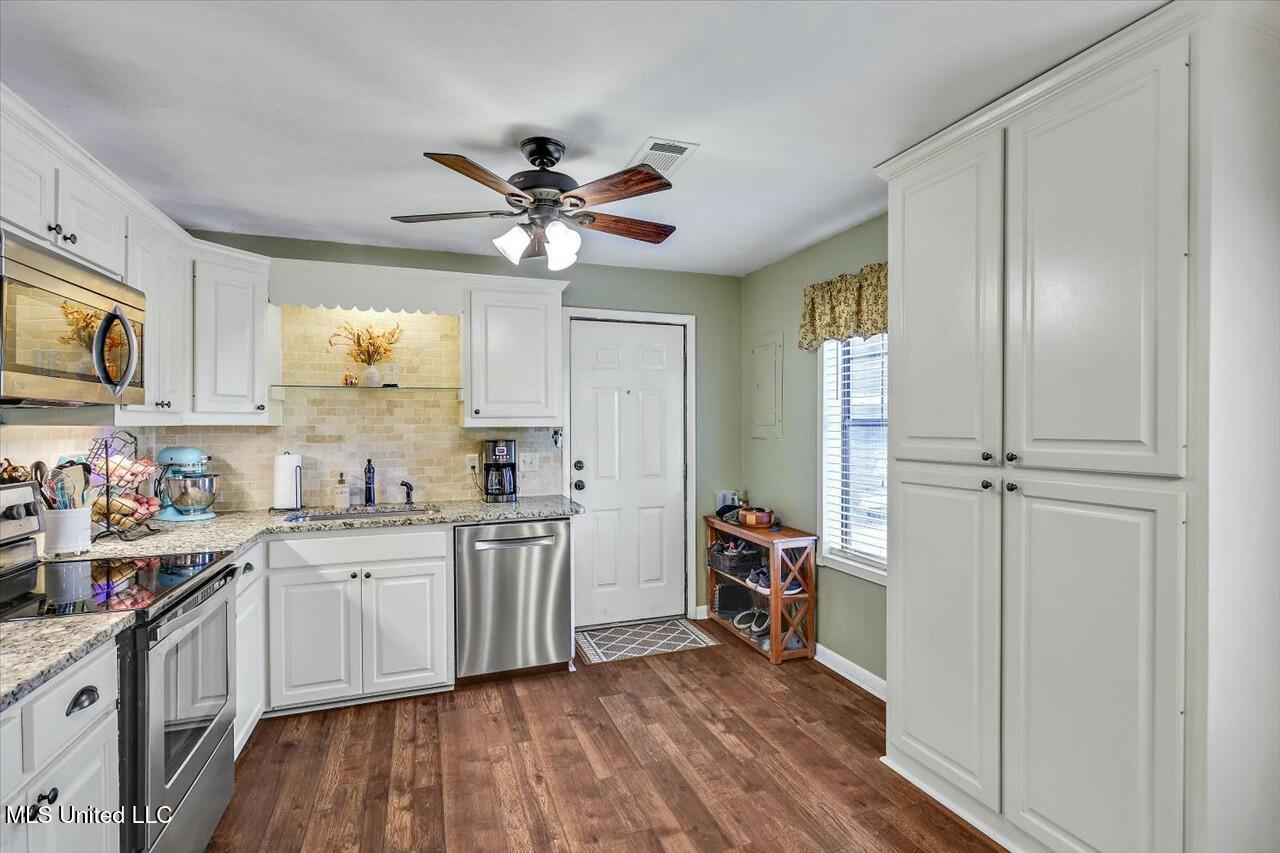 1649 Old Pearl Road Florence, MS 39073 - Photo 14 of 72 tempImage5SFSiB