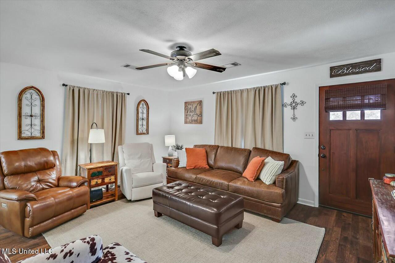 1649 Old Pearl Road Florence, MS 39073 - Photo 10 of 72 tempImageZoX8Er