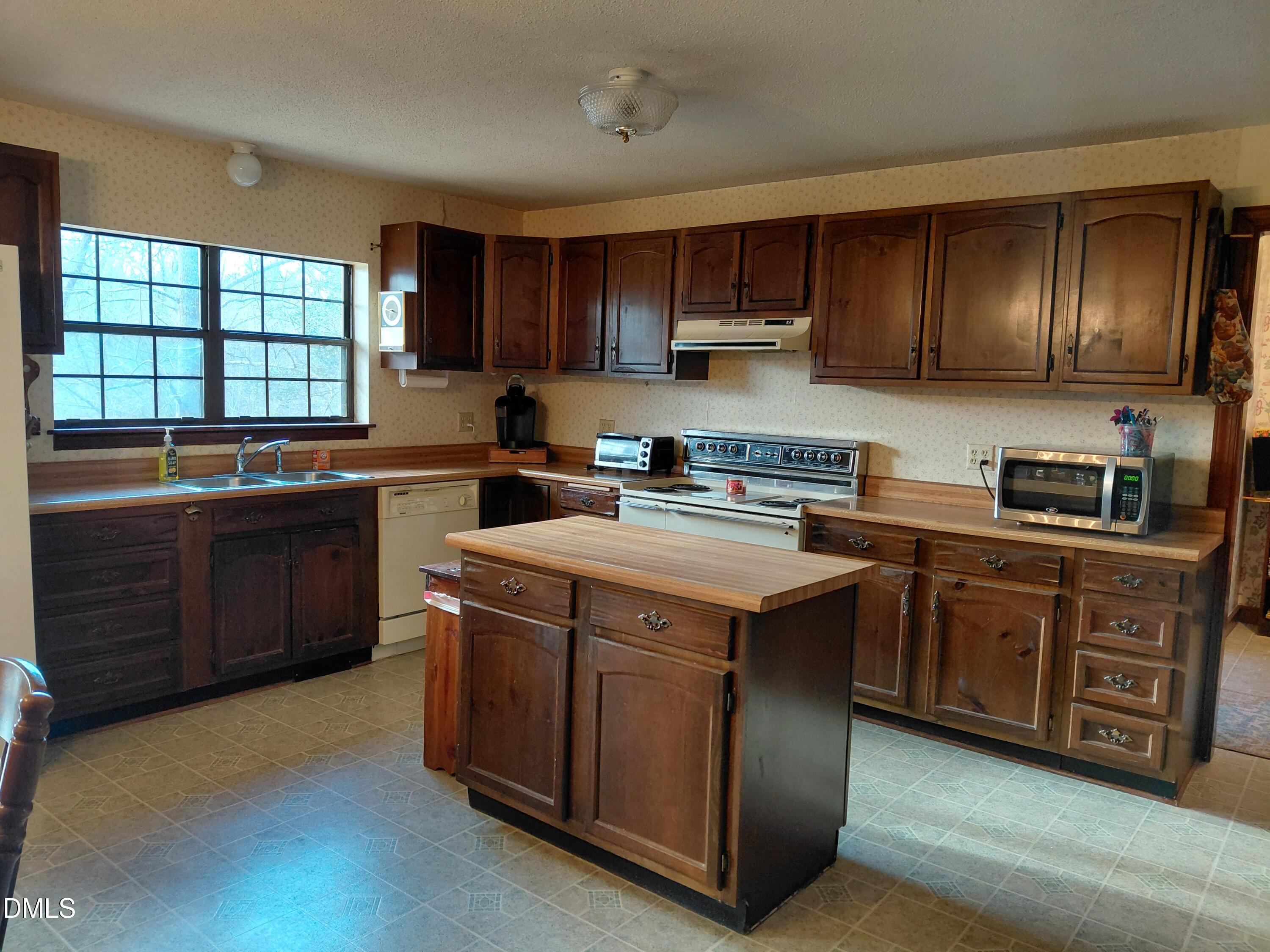 7901 River Ridge Road Wake Forest, NC 27587 - Photo 17 of 34 Kitchen