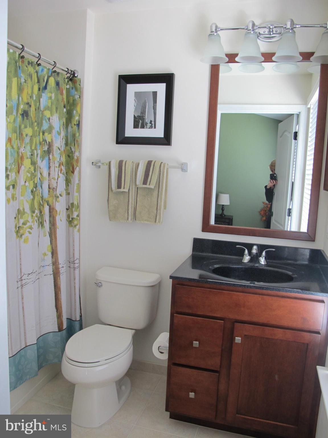 25430 South Riding Boulevard Chantilly, VA 20152 - Photo 15 of 30 Bath (Master)