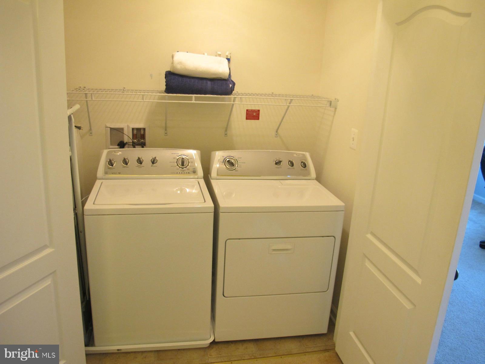 25430 South Riding Boulevard Chantilly, VA 20152 - Photo 16 of 30 upper level BR level laundry